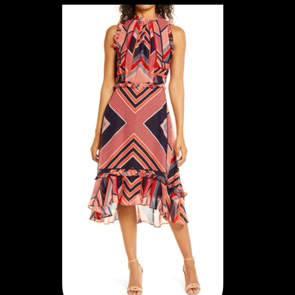 Julia Jordan Beautiful Dress